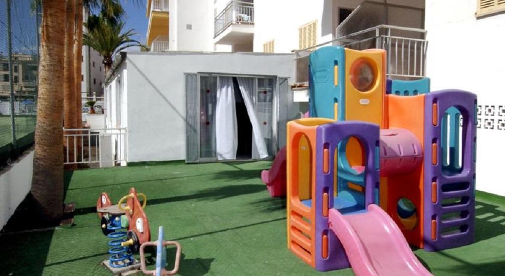Hotel Sur Cala Bona  Exterior photo